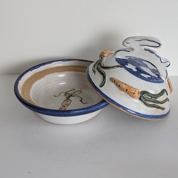 Easter Studio Pottery lidded cheese dish bunny handle Ceramic Easter Carrot - Picture 5 of 12